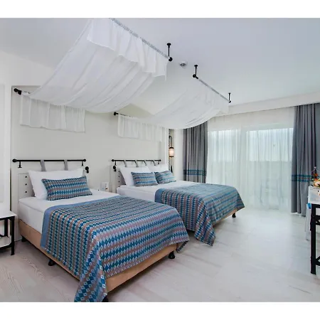 Limak Cyprus Deluxe Vokolidha