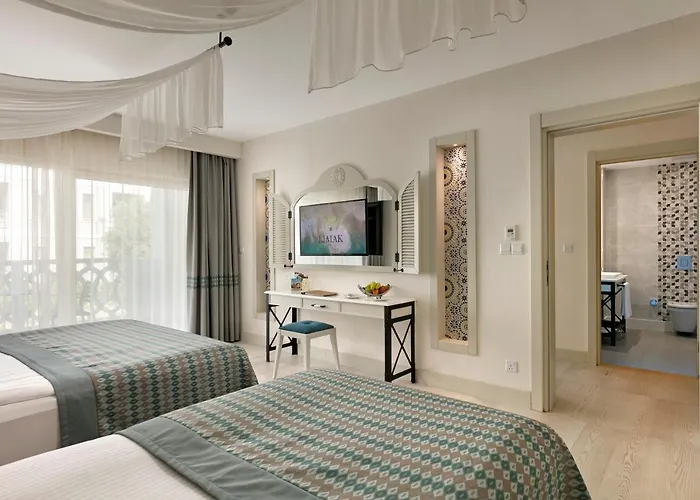 Hotel Limak Cyprus Deluxe 5*