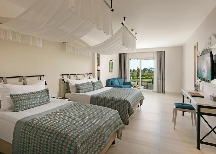 Limak Cyprus Deluxe Hotel 5*